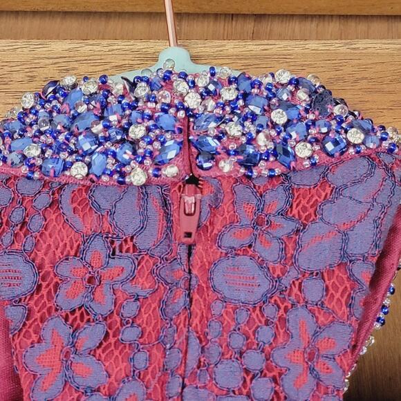 Golden Asp Prom Boutique Navy & Red Lace Prom Dress, Sz 6 - Picture 7 of 8